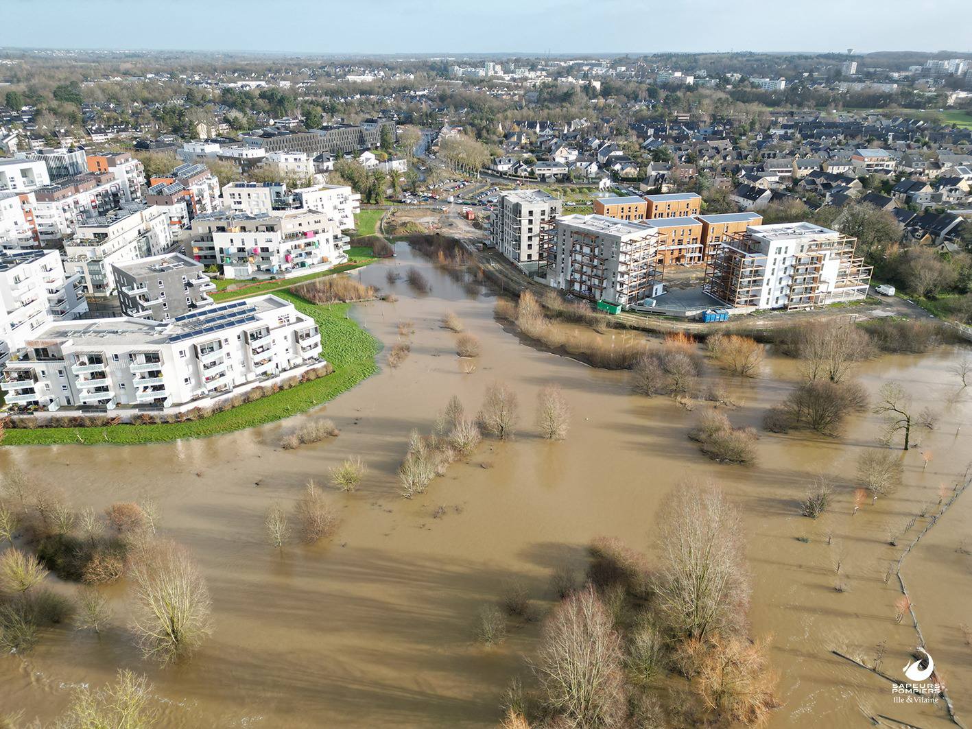 The department of Ille-et-Vilaine saw severe flooding after heavy rain from Storm Herminia caused multiple rivers to break their banks in late January 2025. Firefighters carried out rescues and evacuations. Photo credit: SDIS 35