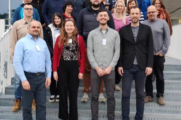 Marcel Zvolenský (CEMS DISS), Svea Bertolatus (CEMS DISS), Tim Sperzel (CEMS MDCC), and Conrad Brendel (CEMS DISS) with the participants in Ljubljana.